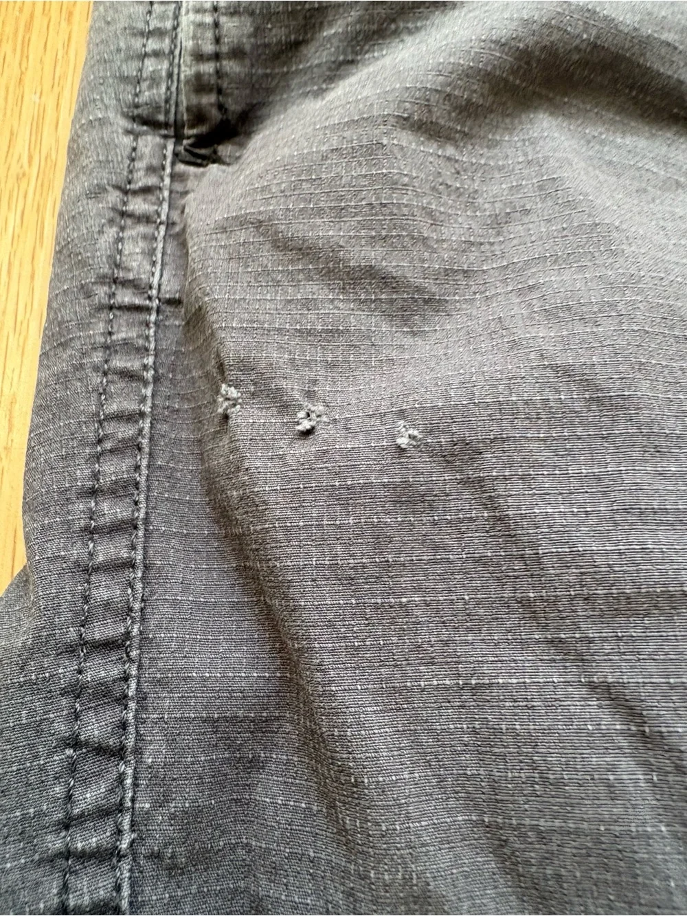Vuori gray string ripstop climber pants size medium *holes - Picture 6 of 11